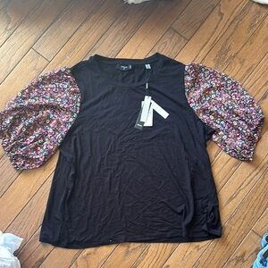 Floral Puff Sleeve Black Top